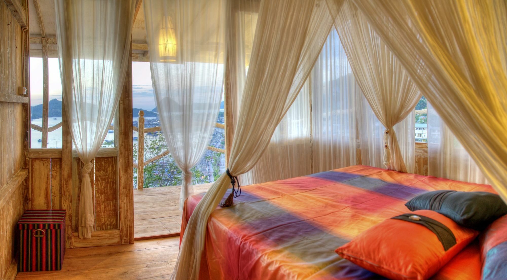 Selini Hills Hotel Labuan Bajo Exterior photo